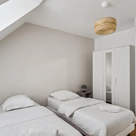 Lägenhet Chic Friendly And Spacious House