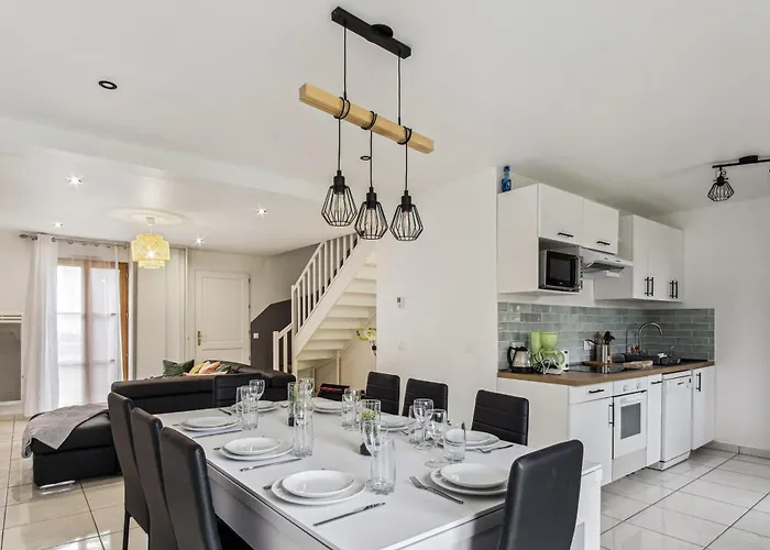 Chic Friendly And Spacious House Appartement Meaux